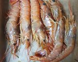 Foto del paso 1 de la receta: Cóctel de gambas y ananá