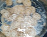 A picture of step 4 of Potato Lotus Balls.