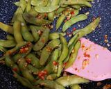 Foto langkah ke 3 dari resep Spicy Edamame.
