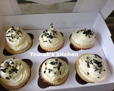 A picture of step 4 of Simple Butter icing.