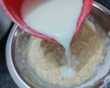 A picture of step 2 of Berry Bliss pan crepe.
