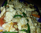 Foto langkah ke 2 dari resep Oseng Telur Menu Bekal Simpel.
