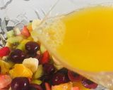 Foto del paso 1 de la receta: Macedonia de Frutas con Zumo de Naranjas 🍓🍒🍓🍌🍊🍍🍋🥝🌺