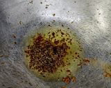 A picture of step 3 of Kashmiri dum aloo.