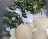 A picture of step 2 of Leek Sandwich.