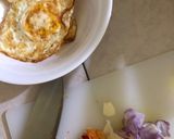 Foto langkah ke 1 dari resep Oseng Telur Kecap.