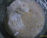 Foto langkah ke 2 dari resep Bolu kukus pisang mekar no telur no mixer.