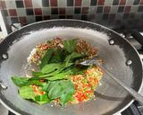 Foto langkah ke 3 dari resep Ayam Chilli Padi.