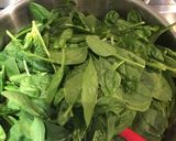 A picture of step 4 of Simple Green Soup- Courgette & Spinach.
