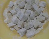Foto langkah ke 1 dari resep Tahu Bandung 'Cabe Garam'.