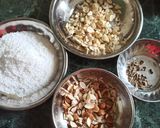 ड्राई फ्रूट की गुजिया (dry fruits ki gujiya recipe in Hindi) रेसिपी चरण 2 फोटो