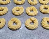 Foto del passaggio 8 della ricetta Zeppole di San Giuseppe