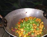 A picture of step 4 of Chana Chilli.