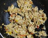 A picture of step 3 of Grilled Chicken Bread Rolls.