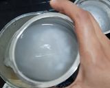 A picture of step 2 of Virgin Pinacolada.