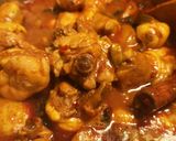 A picture of step 4 of Curry chicken in rendang way.