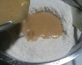 Foto langkah ke 5 dari resep White Coffee Banana Cake No Mixer.