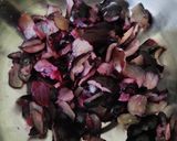 A picture of step 1 of Jamun Flavoured Yoghurt.