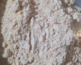 મોહનથાળ(Mohanthal Recipe in Gujarati) રેસીપી સ્ટેપ1ફોટો