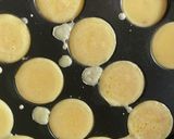 A picture of step 2 of Akashiyaki with Clear Broth.
