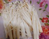 Hình bước làm 1 của món Chả giò kim châm