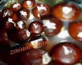 A picture of step 4 of Khoya gulab jaman.