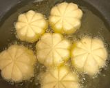 Hình bước làm 12 của món Bánh bao chiên !