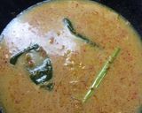 Foto langkah ke 6 dari resep Fillet Dori Masak Santan Kuning.
