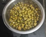લીલા ચણા નું શાક (Green Chana Shak Recipe In Gujarati) રેસીપી સ્ટેપ1ફોટો