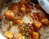A picture of step 1 of Prawn biryani.