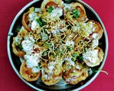 A picture of step 8 of Dahi poori chat.