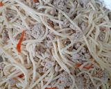 Foto langkah ke 5 dari resep Spageti Aglio Lio ayam cincang.