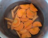 Foto langkah ke 3 dari resep Bening Bayam Wortel.