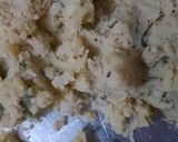 A picture of step 2 of Aloo ka paratha.