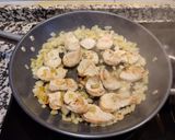 Foto del paso 6 de la receta: Hojaldrado de solomillos de pavo 😋
