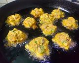 A picture of step 2 of Drumstick Flower Fritters.