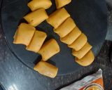 A picture of step 4 of Fafda with belan.