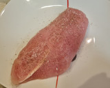 Foto del paso 2 de la receta: Solomillo de pavo en salsa de manzana y zanahoria