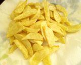 A picture of step 5 of Home made chips.