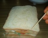 A picture of step 5 of Chicken sandwich.