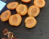Une image de l'étape 8 de Brochette de magret de canard, abricot et romarin.