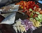 Foto langkah ke 1 dari resep Ikan Asin Peda Masak Pete Ala Mertua.