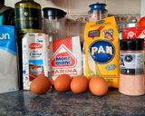 Foto del paso 1 de la receta: Waffles con harina de maíz acompañado con pasta de atún