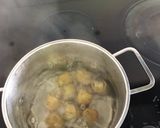 Foto del paso 1 de la receta: Pulpo con papas amarillas mini
