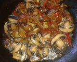 Foto del paso 2 de la receta: Mostacholes con portobellos y vino blanco