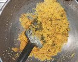 A picture of step 2 of Tomato upma.
