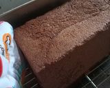 Foto langkah ke 6 dari resep Roti Tawar Coklat (sari roti).