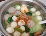 Foto langkah ke 3 dari resep Sop bola ikan.