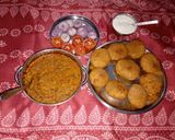 A picture of step 6 of Stuffed bati.