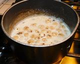 A picture of step 5 of LOTUS SEED payasam.